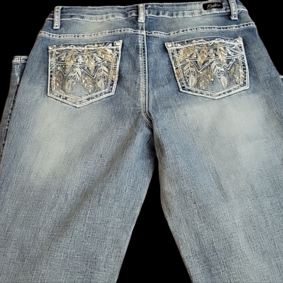 Earl Jeans Blue Boot Cut Jeans with Faded Wash and Classic Design - Picture 3 of 5